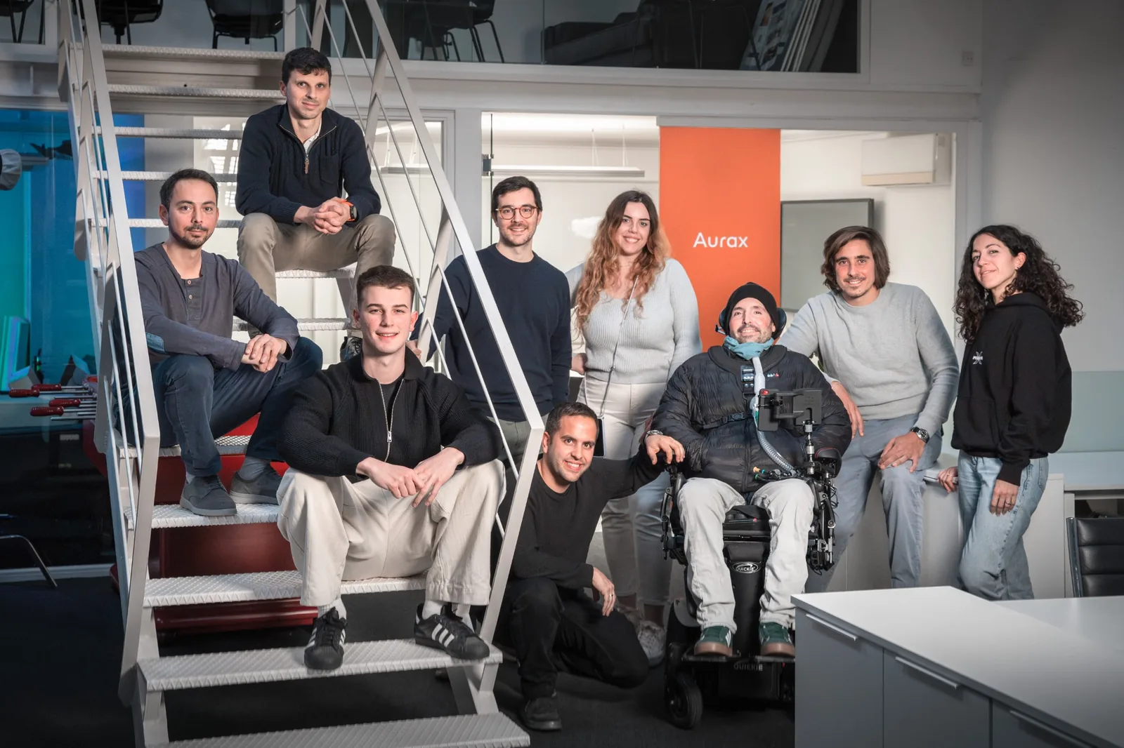 Armando Folgado con el equipo de AURAX